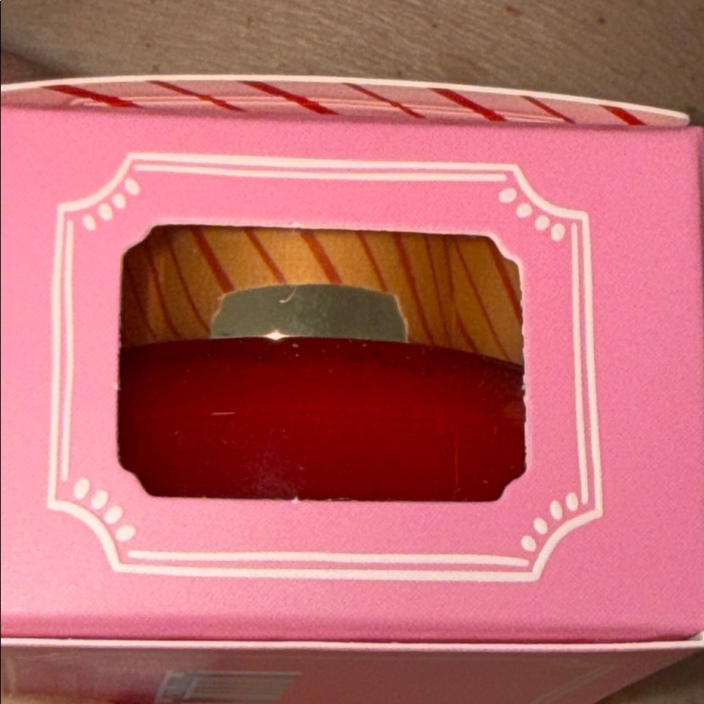 New-Poppy and pout, candy cane fluff, exfoliating lip, scrub.
